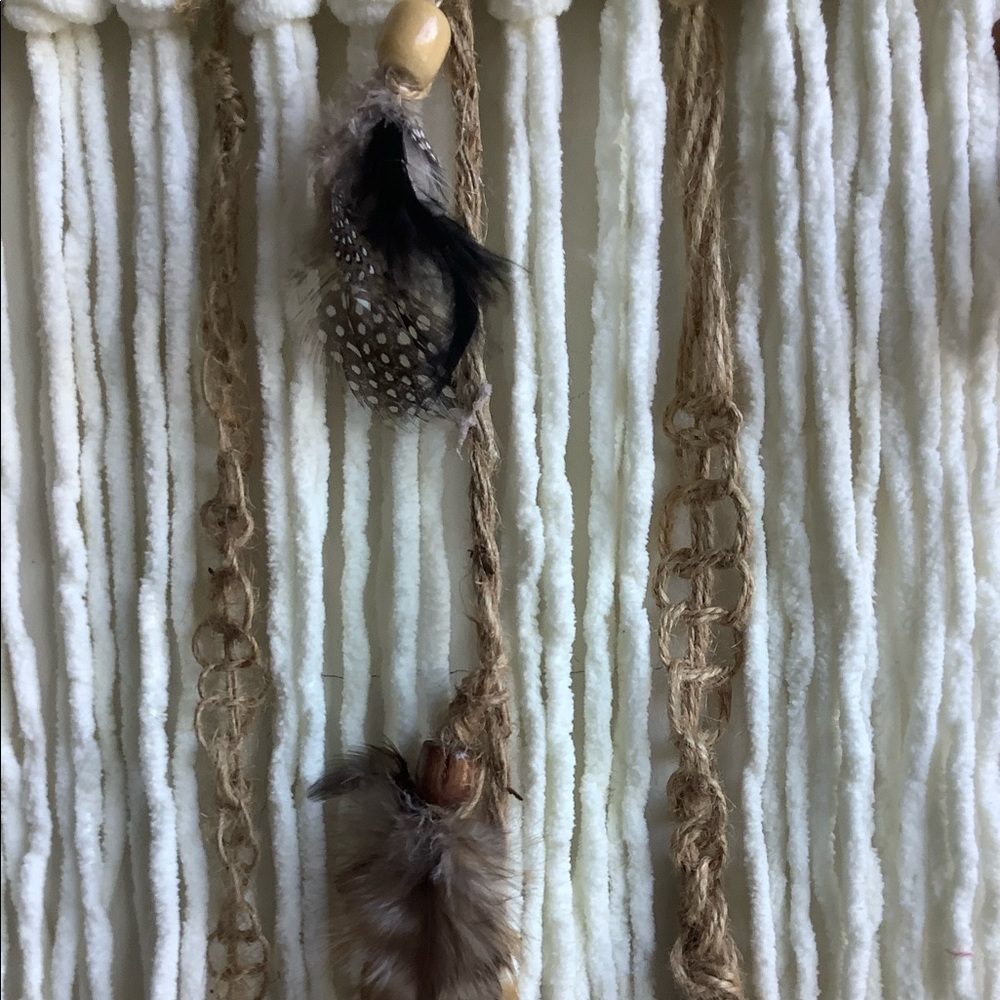 wall hanging - Picture 3 of 5